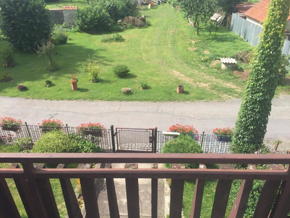 Apartman Za Kostelem Zvole  Bagian luar foto