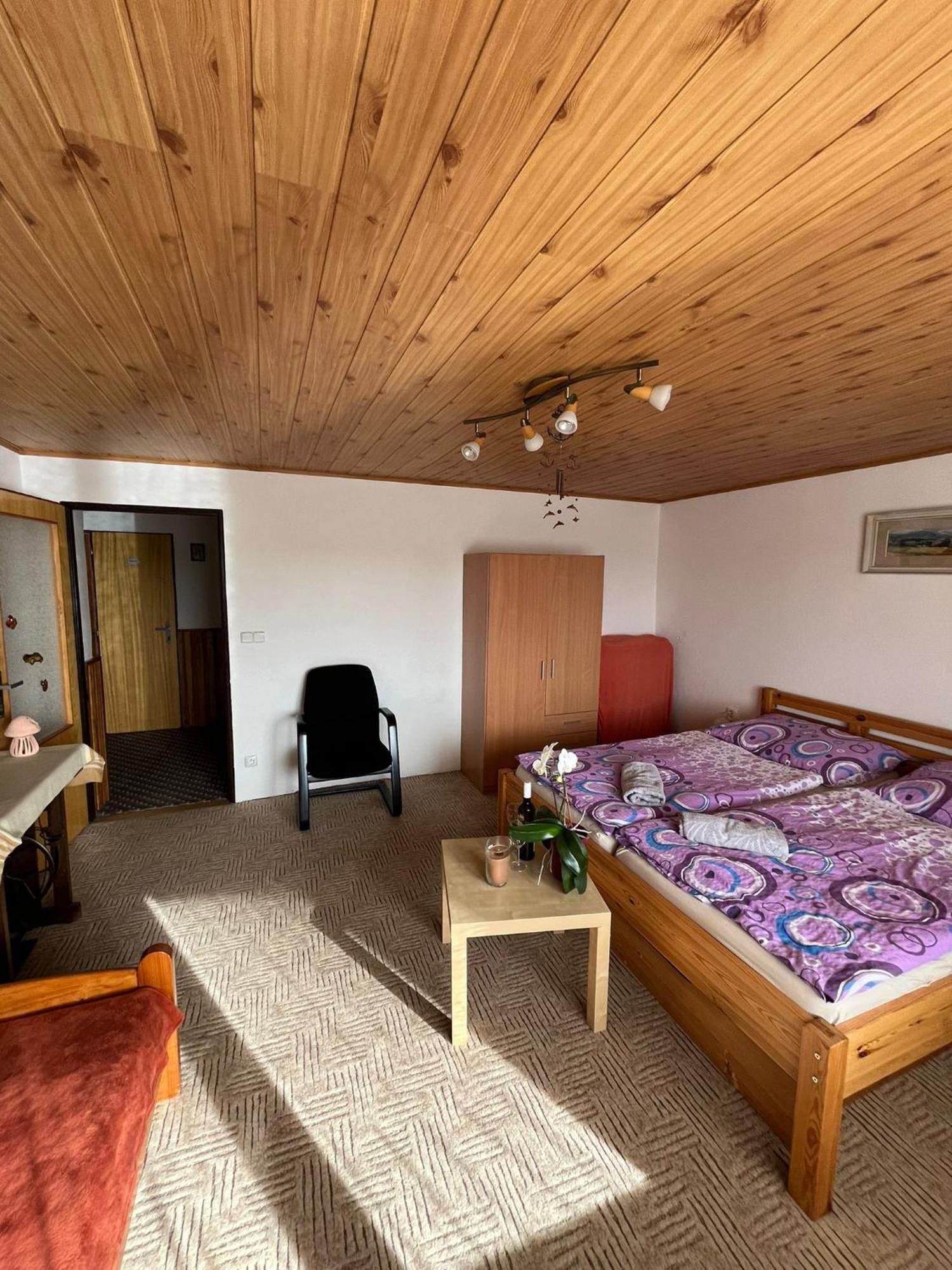 Apartman Za Kostelem Zvole  Ruang foto